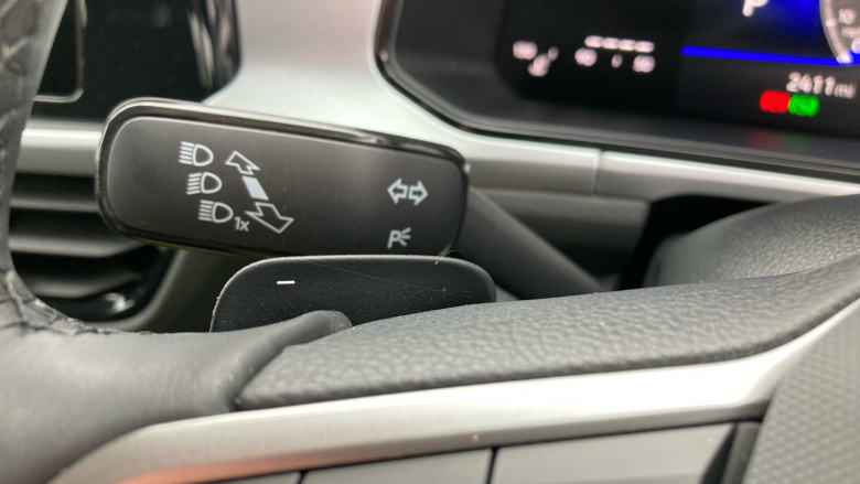 Volkswagen T-Roc 1.5 TSI Match 5dr DSG Petrol Hatchback